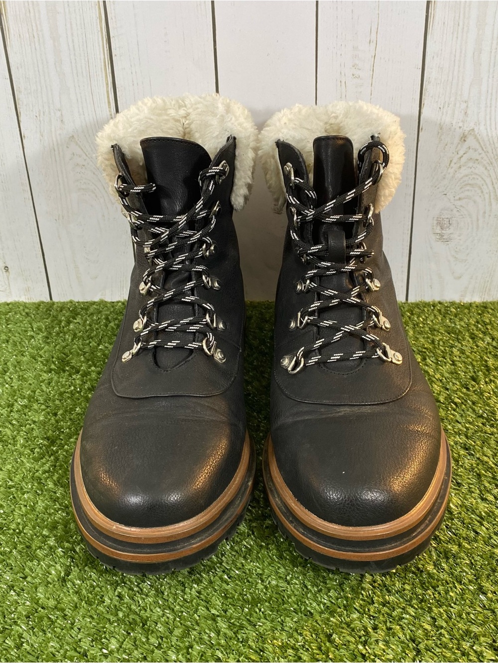 Torrid Black Shearling Hiker Ankle Boots Women's Size 9W Black Fur Collar Lace